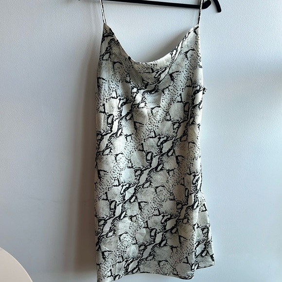 FASHIONNOVA Mini Dress - Picture 1 of 4